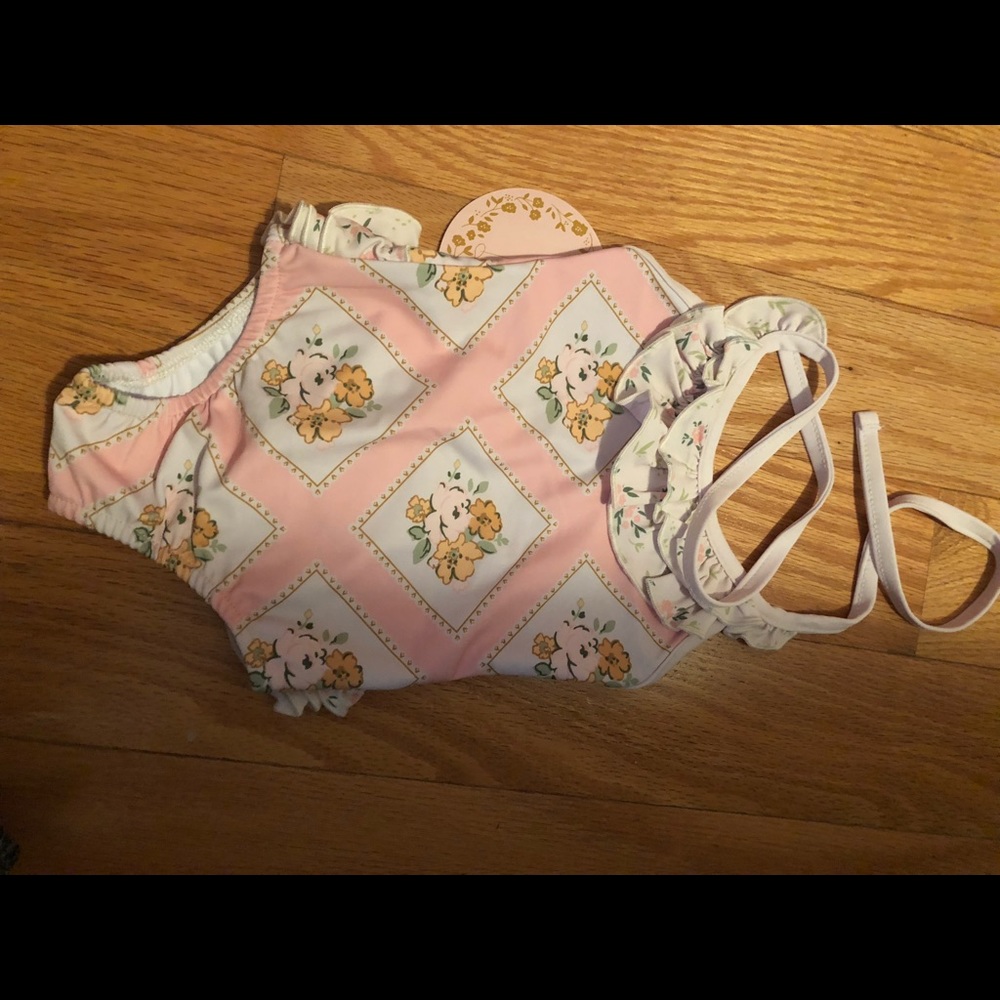 One piece bathing suit